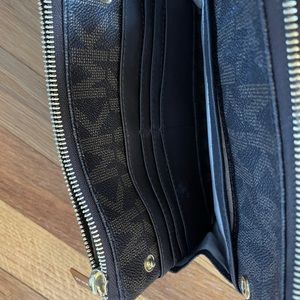 Michael Kors crossbody bag